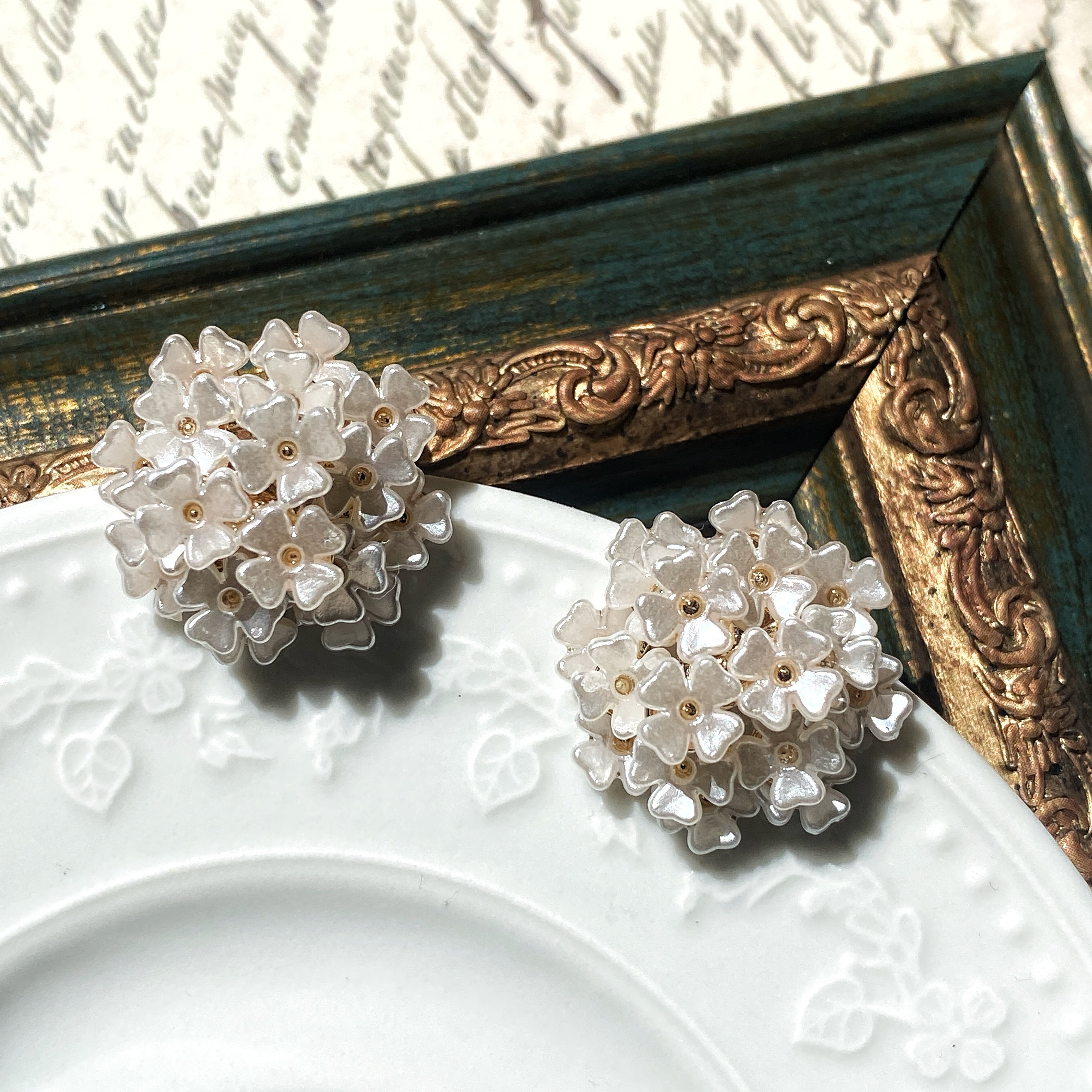 Vintage Blossom Küpe
