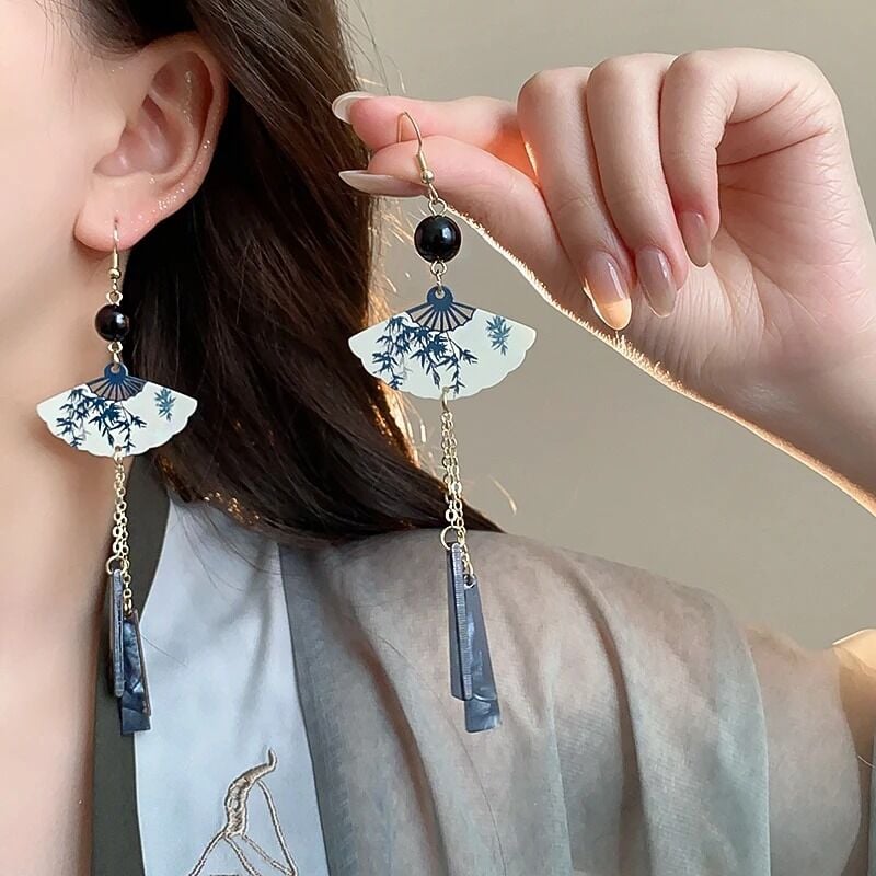 Vintage Yelpaze Tasarım Küpe