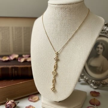 Kalp Figürlü Minimal Tasarım Çelik Kolye