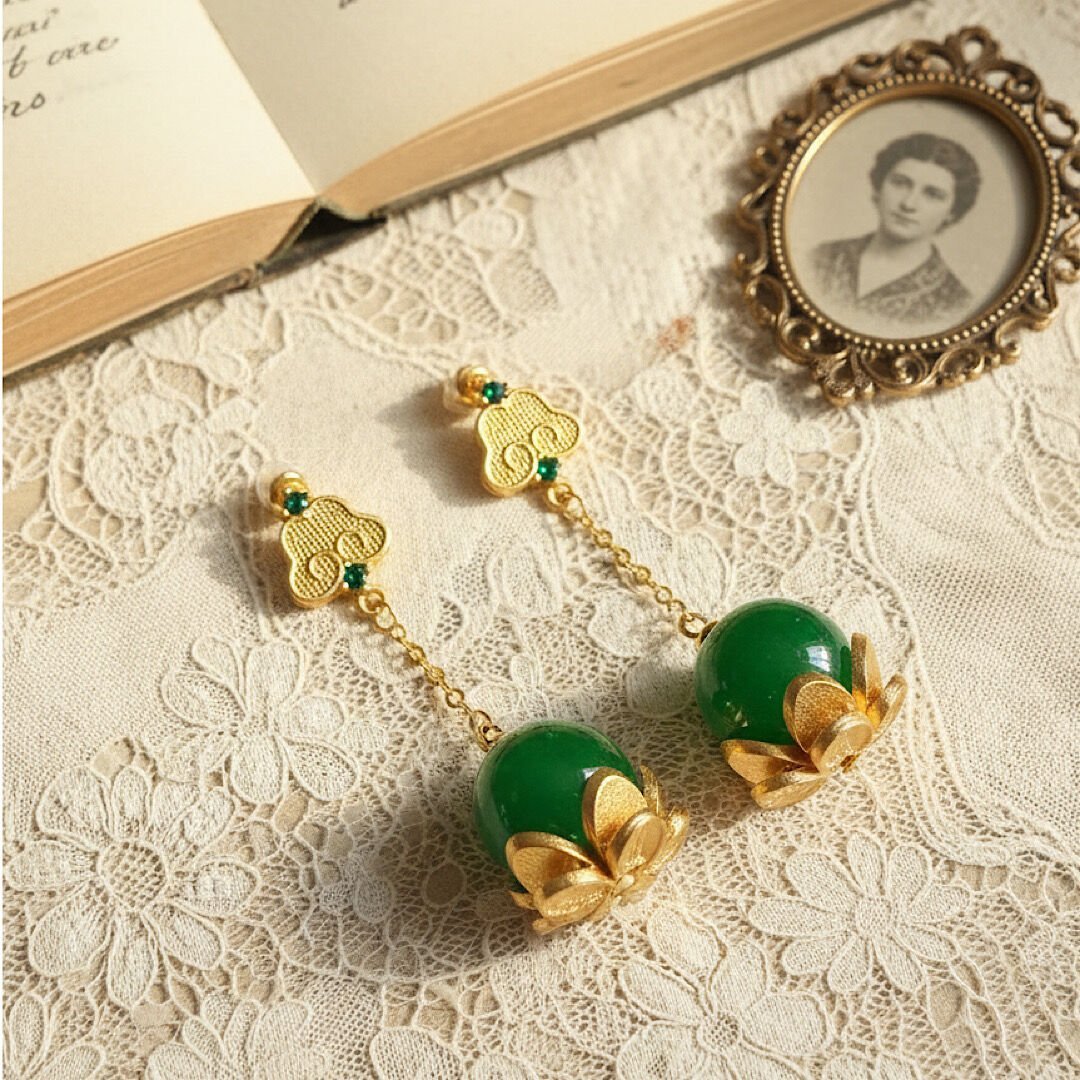 Doğal Yeşim Taşlı Vintage Gümüş Küpe