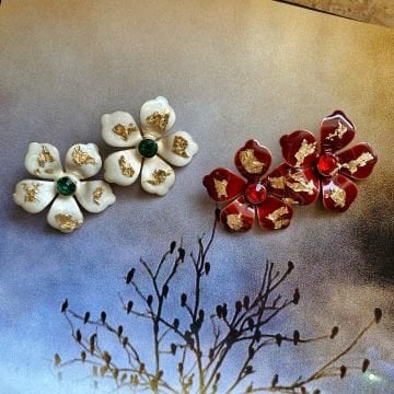 Gold Detay Vintage Çiçek Küpe