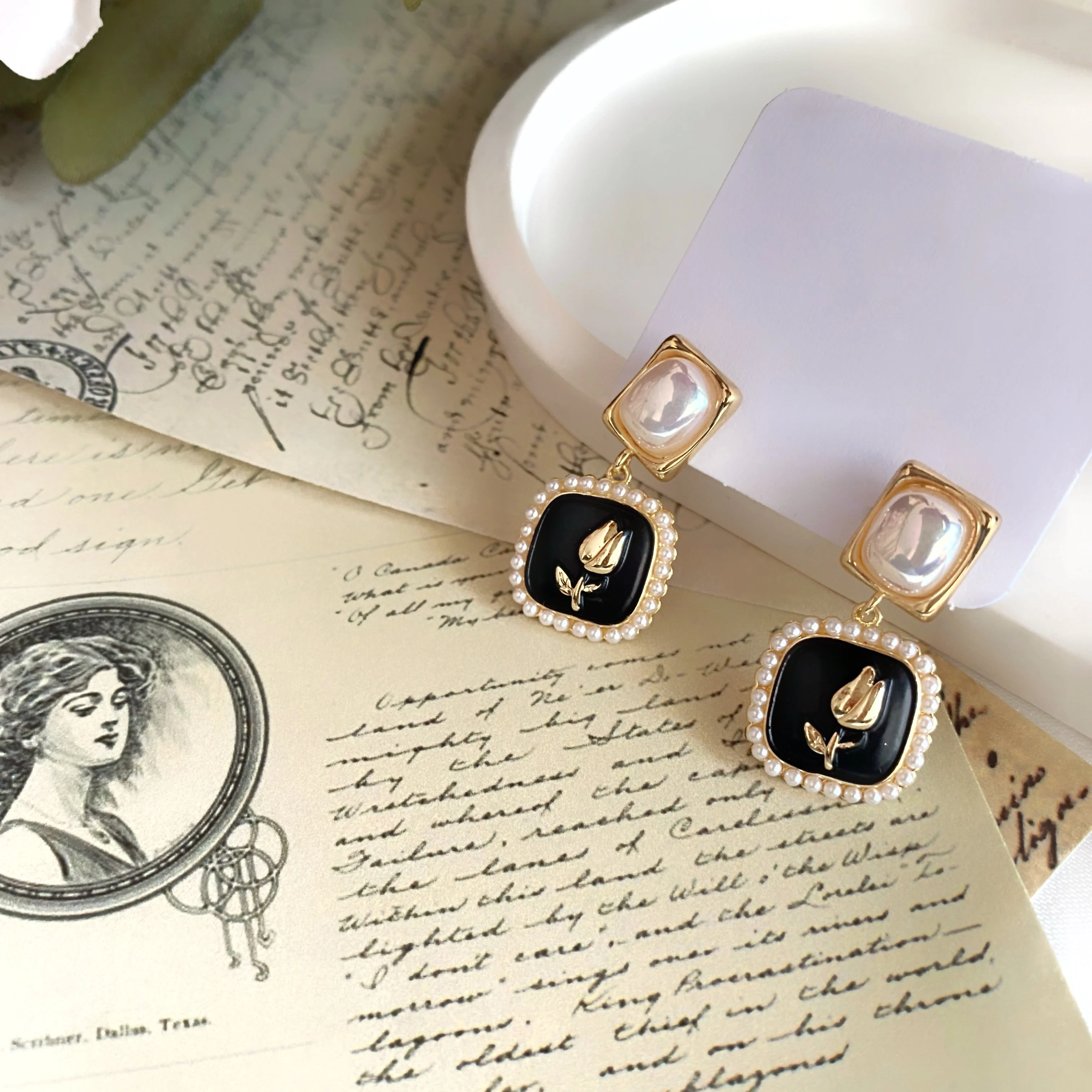 Vintage Black Beauty Kupe Siyah Hediye Kupe Modelleri
