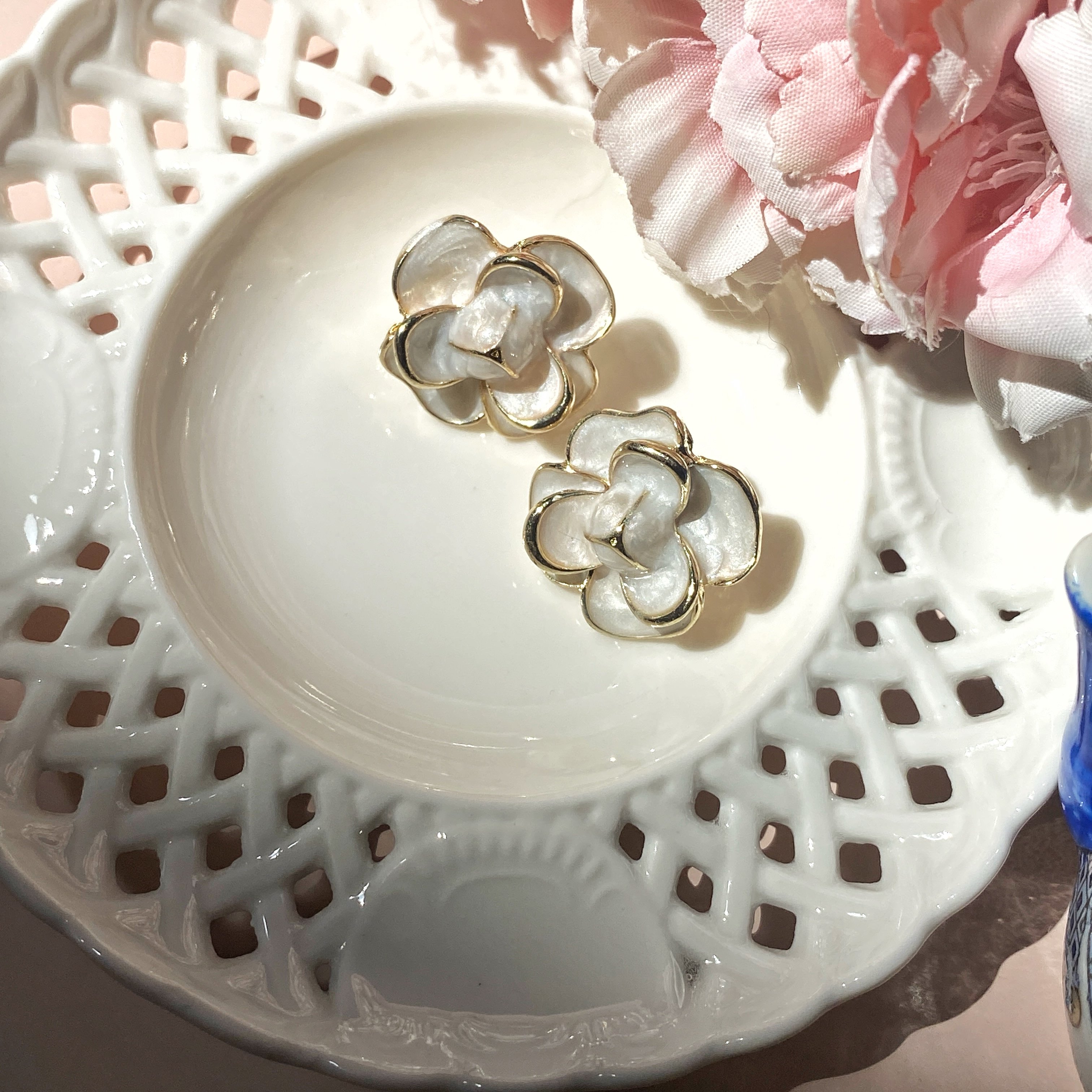 Camellia Vintage Küpe