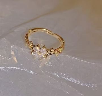 Gold Çiçek Yüzük