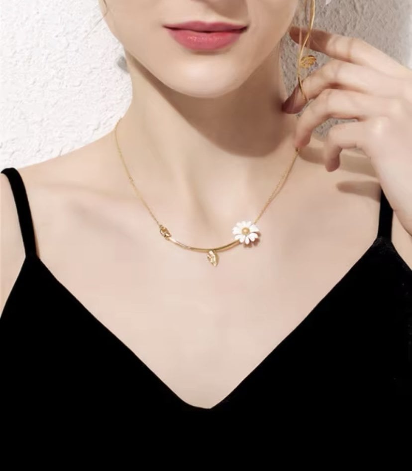 Papatya Tasarım Çelik Kolye