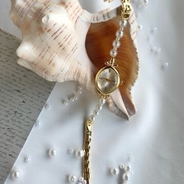 Pearl of Elegance Oval Kadran Saat