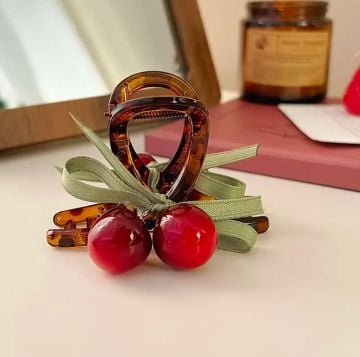 Kiraz Tasarım Retro Toka