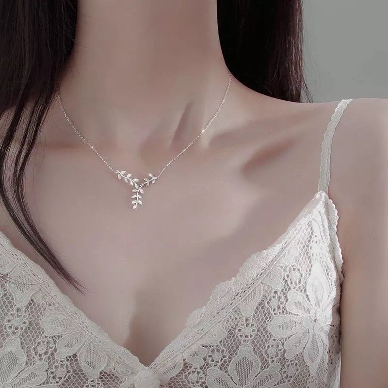 Leaf Retro Gümüş Kolye