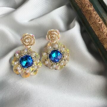 Vintage Mavi Taşlı Gül Detaylı Küpe