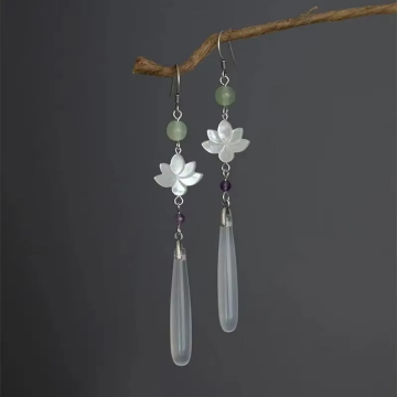 Lotus Çiçeği Tasarım Küpe