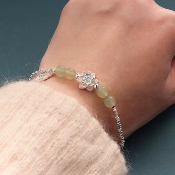 Lotus Çiçeği Tasarım Gümüş Bileklik