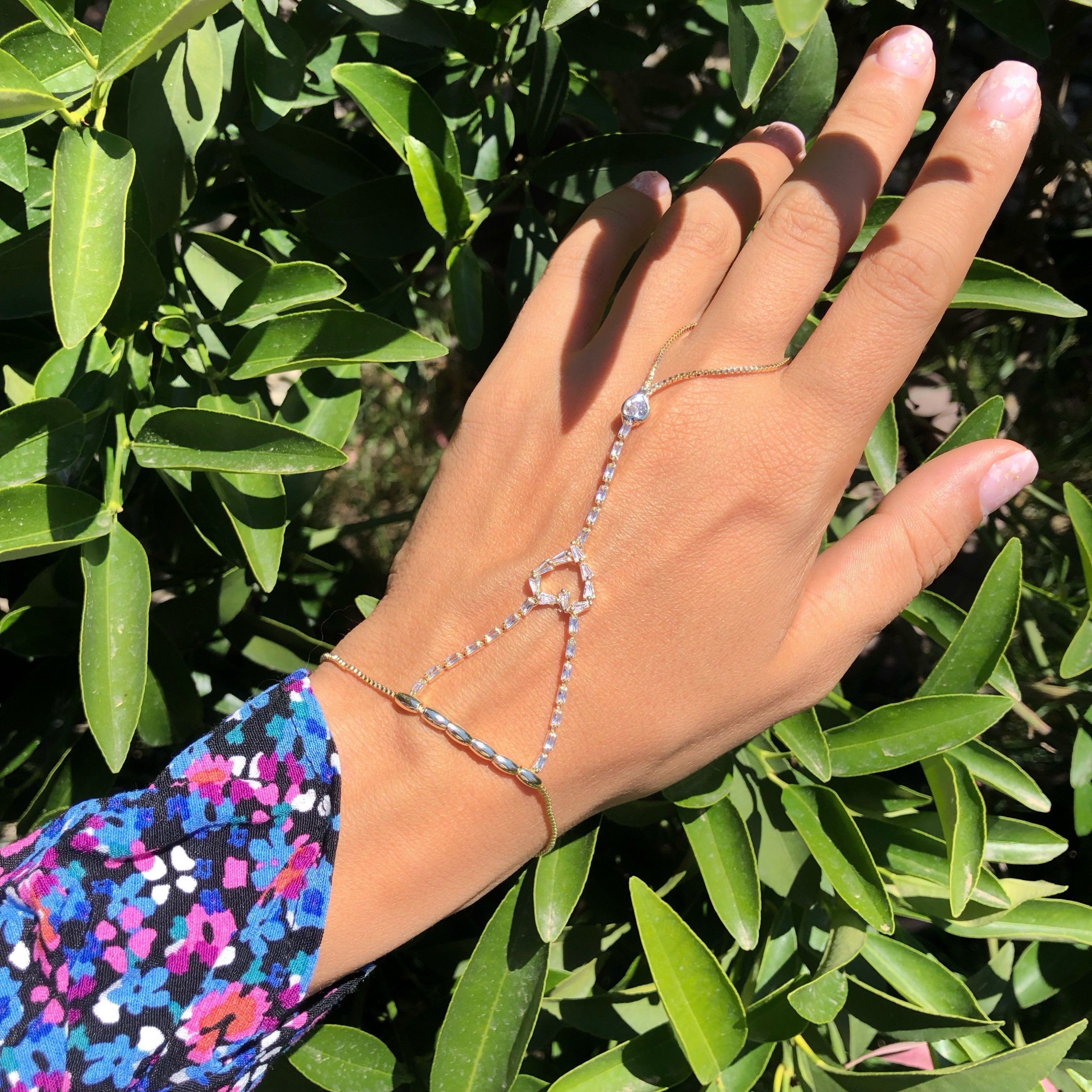 Kalp Figürlü Taşlı Şahmeran