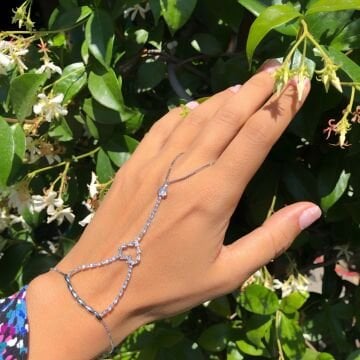 Kalp Figürlü Taşlı Şahmeran