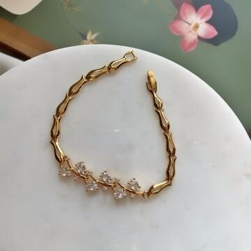 Sarmaşık Zirkon Taşlı Gold Tasarım Bileklik