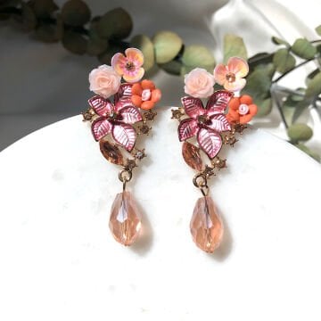 Vintage Renkli Boncuk Detay Çiçek Küpeler
