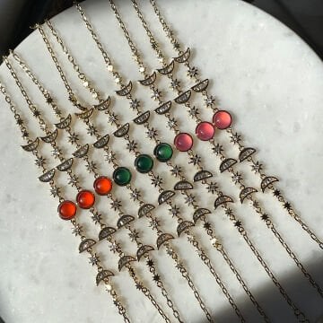 Renkli Taşlı Ay ve Güneş Figürlü Vintage Bileklikler