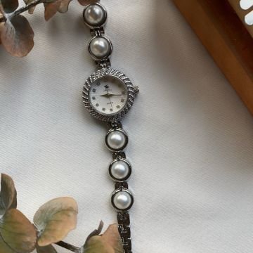 Vintage İnci Kordon Tasarım Saat