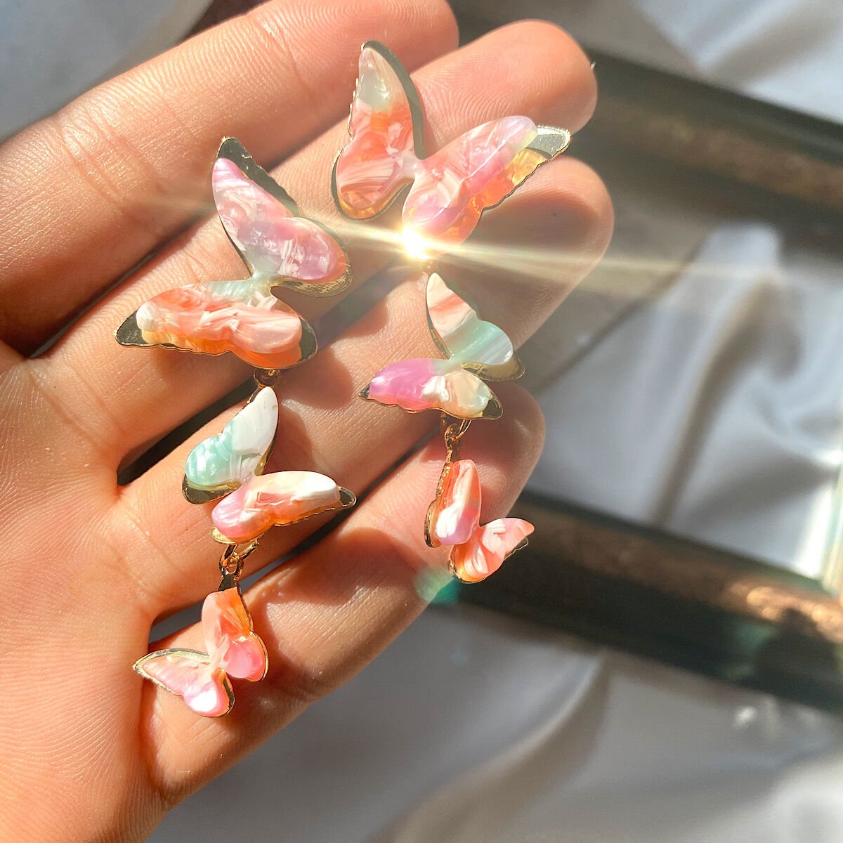 Mermer Desenli Vintage Kelebek Tasarım  Küpe