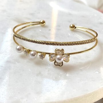 İncili ve Çiçekli Tasarım Halka Bileklik