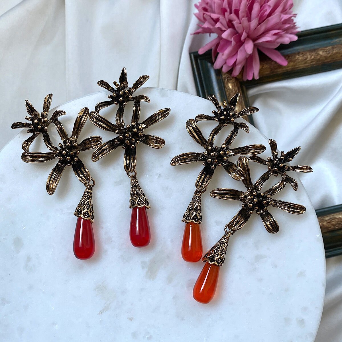 Kırmızı ve Turuncu Tasarım Çiçek Model Küpeler