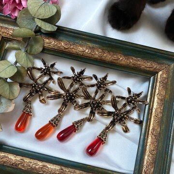 Kırmızı ve Turuncu Tasarım Çiçek Model Küpeler