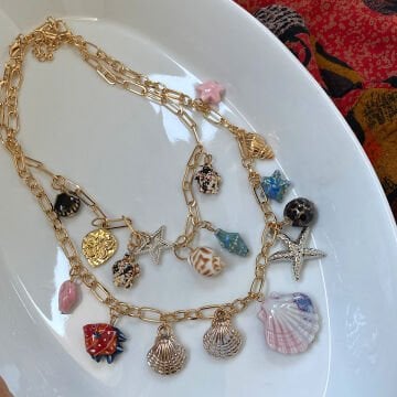 Deniz Kabuğu Charmlı Çift Katmanlı Kolye