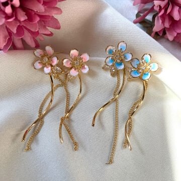 Püskül Detaylı Pembe ve Mavi Çiçek Küpeler
