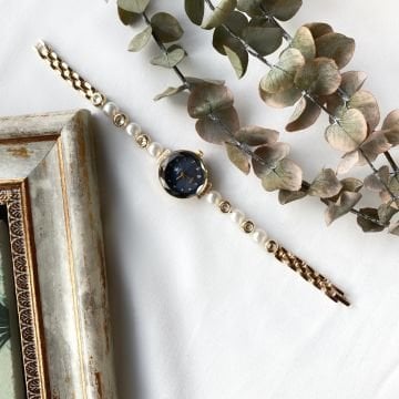 Vintage Pearl Saat