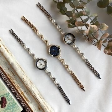 Vintage Pearl Saat