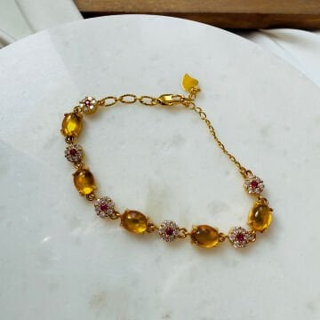 Amber Taşlı Kırmızı Çiçekli Tasarım Bileklik