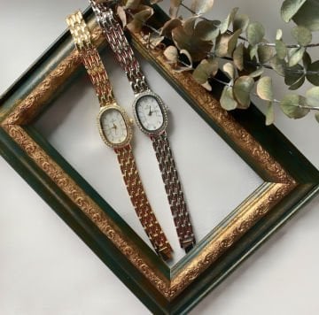 Taşlı Çerçeve Vintage Saat