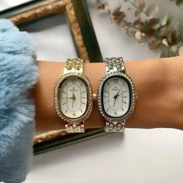 Taşlı Çerçeve Vintage Saat