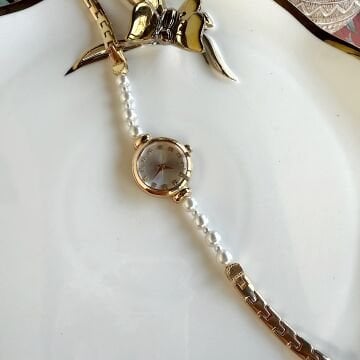 Vintage İnci Kordon Tasarım Saat