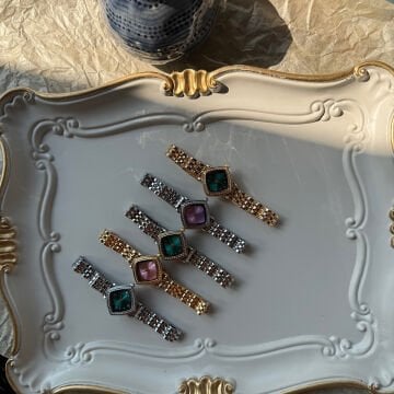 Köşeli Kadran Roma Rakamlı Tasarım Saat