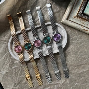 Retro Tasarım Çelik Saatler