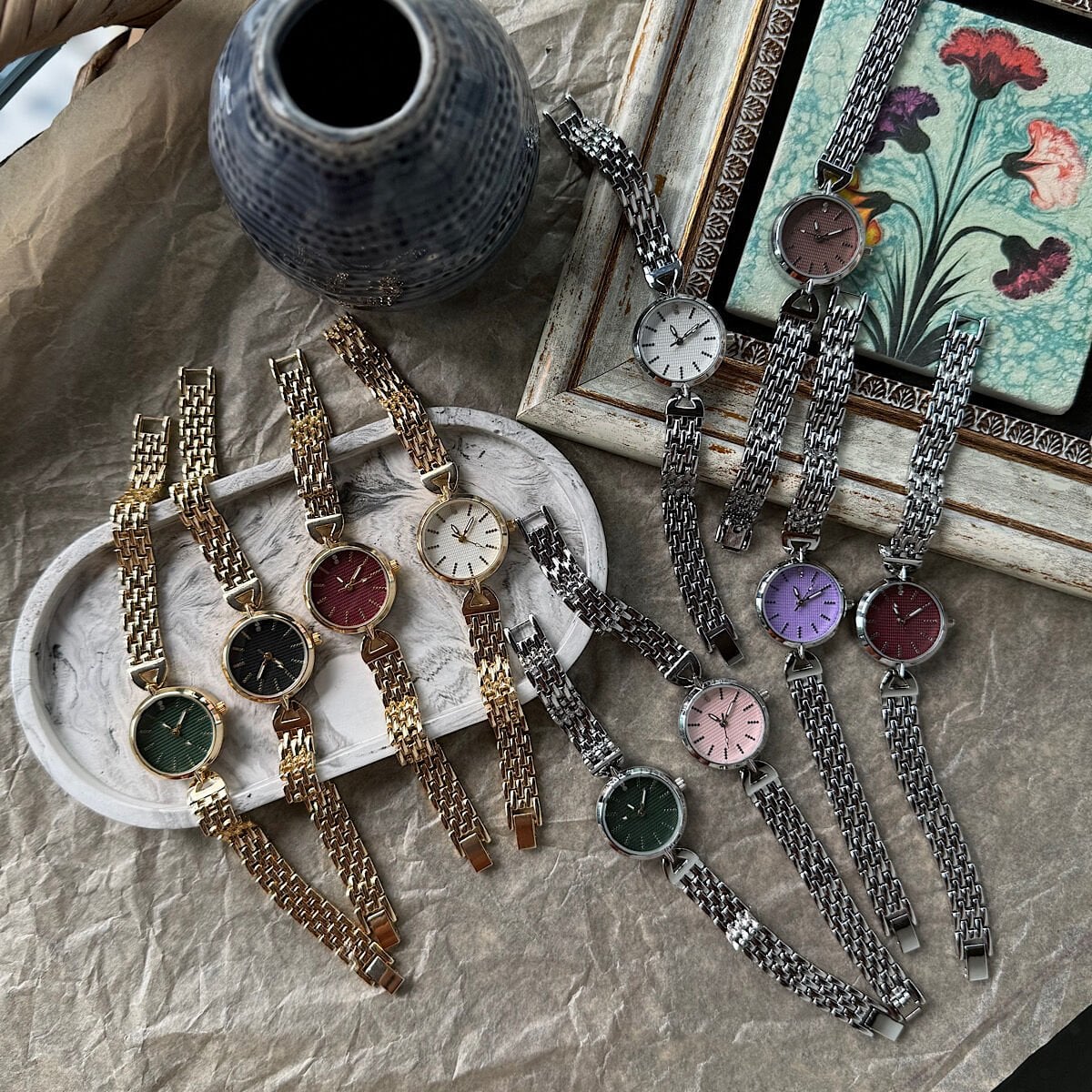 Renkli Kadran Yuvarlak Kasa Tasarım Saatler