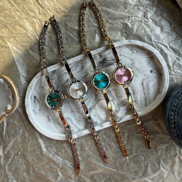 Kelepçe Kordon Tasarım Renkli Kadran Saatler