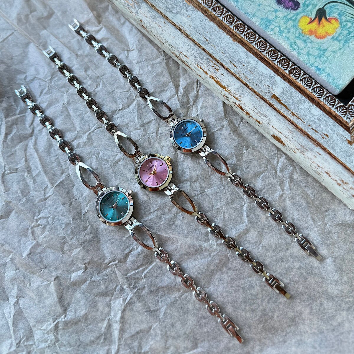 Zincir Model Kelepçe Kordon Saatler