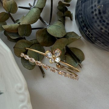 Taşlı Kelebek Figürlü Tasarım Halka Bileklik