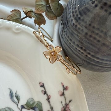 Zirkon Taşlı Beyaz Mineli Çiçek Tasarım Halka Bileklik