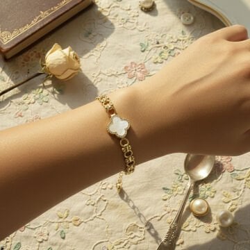 Yonca Model Tasarım Bileklik