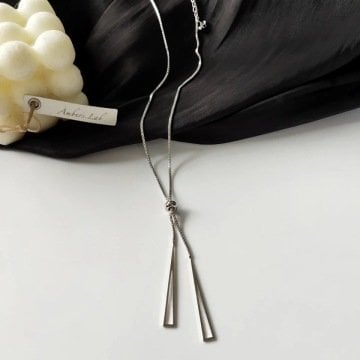 Minimalist Triangle Gümüş Kolye