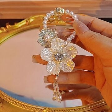 İnci Detaylı Retro Çiçek Topuz Toka