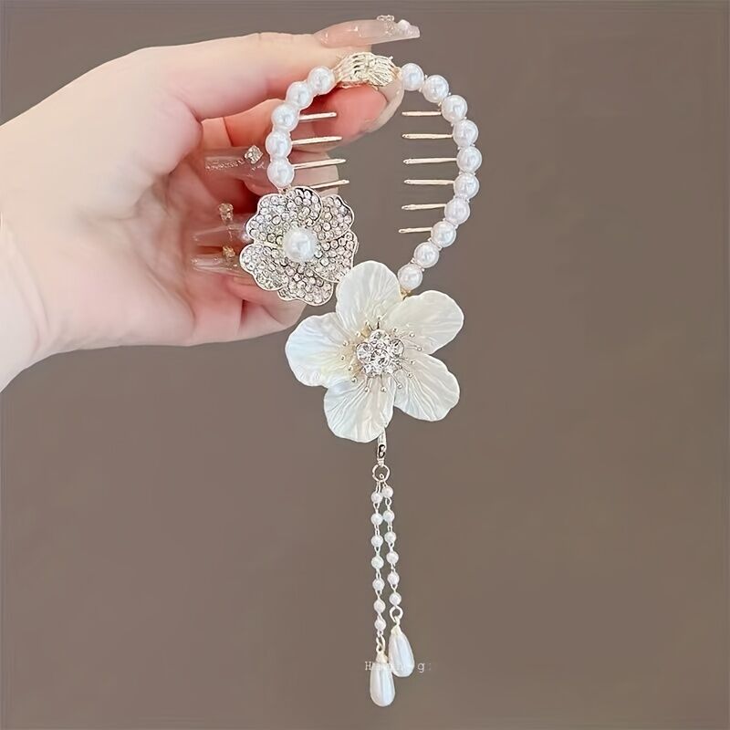 İnci Detaylı Retro Çiçek Topuz Toka