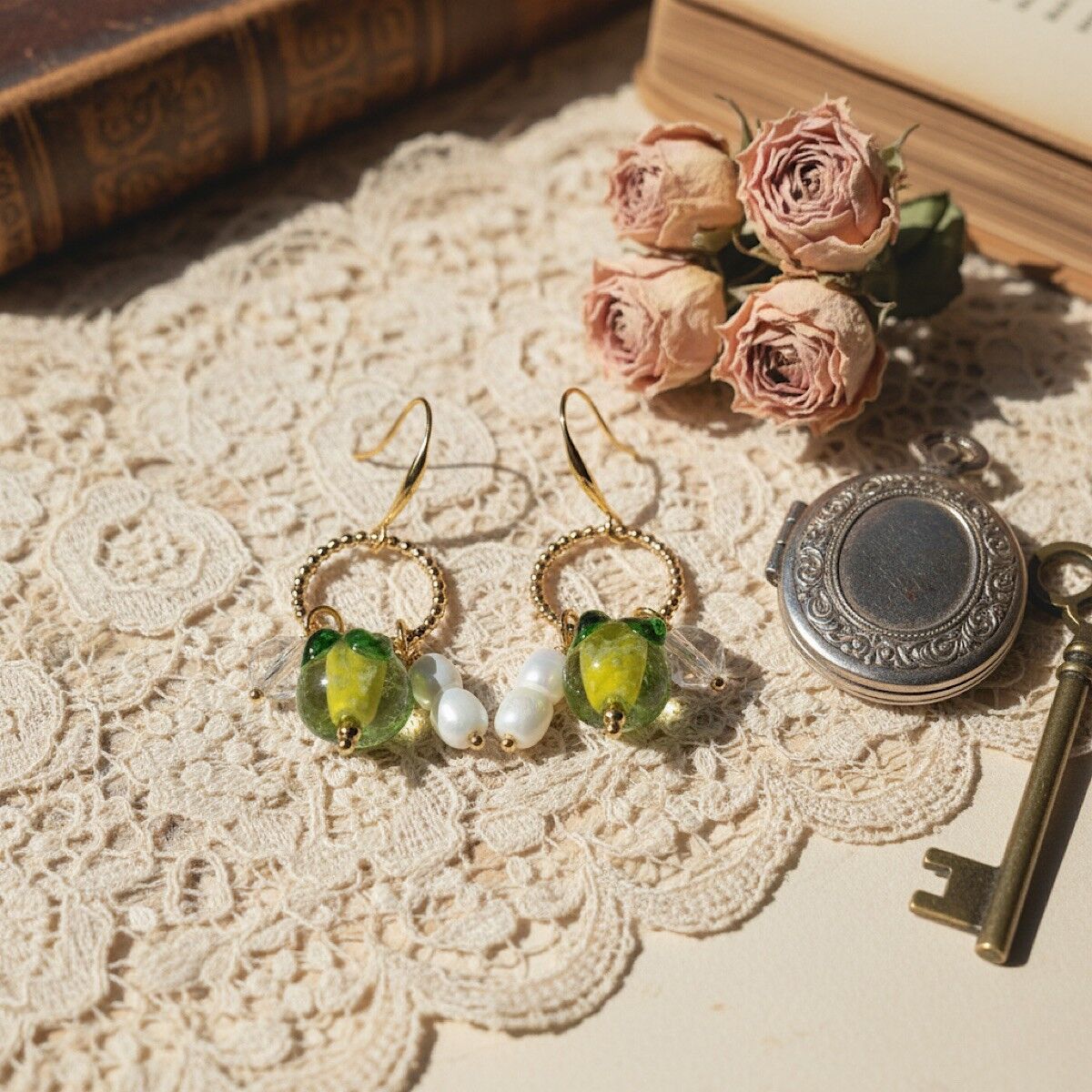 İnci Detaylı Limon Tasarım Cam Küpe