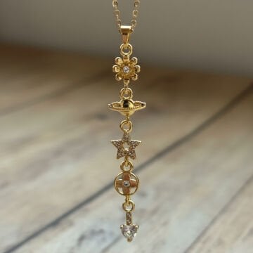 Gezegen Çiçek ve Kalp Detaylı Çelik Kolye