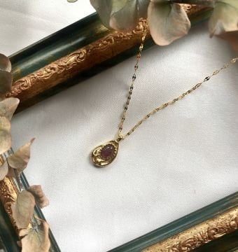 Vintage Oval Mürdüm Taşlı Çelik Kolye