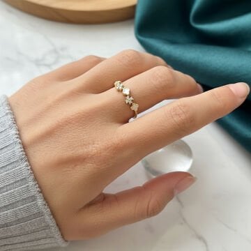 Taş Detaylı Mineli Yonca Yüzük