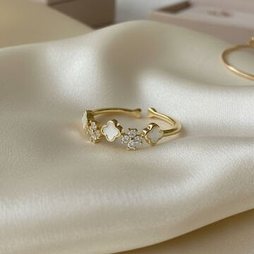 Taş Detaylı Mineli Yonca Yüzük