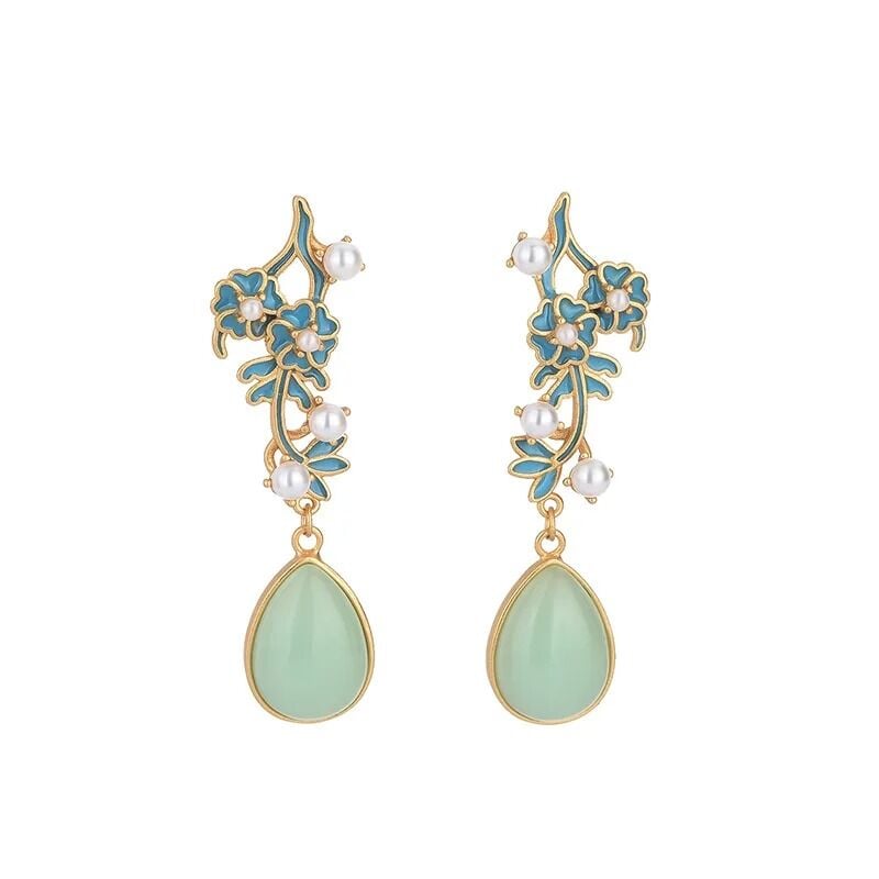 Yeşim Taşlı Çiçekli Damla Gümüş Küpe